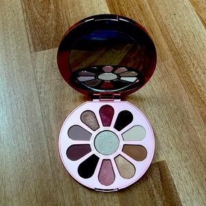 Tarte Love, Trust & Fairy Dust Eyeshadow Palette